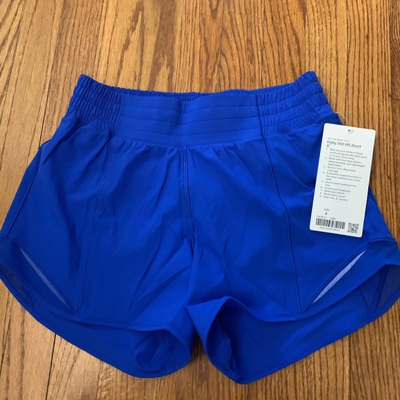 lululemon athletica Pants - NWT lululemon hotty hot HR shorts 4